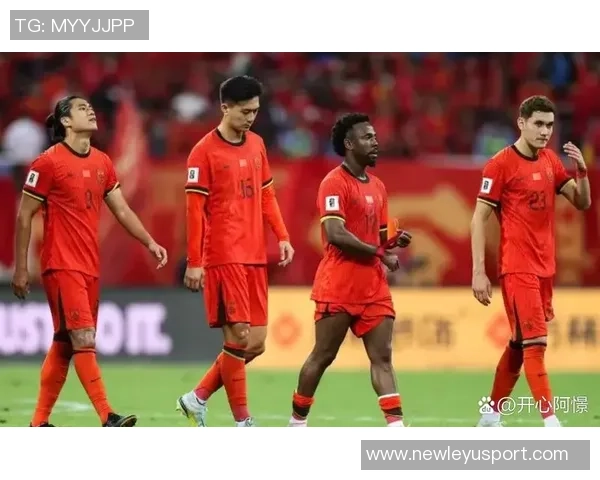 海港队抵达泰国备战亚冠李帅刘若钒加布里埃尔因伤缺阵